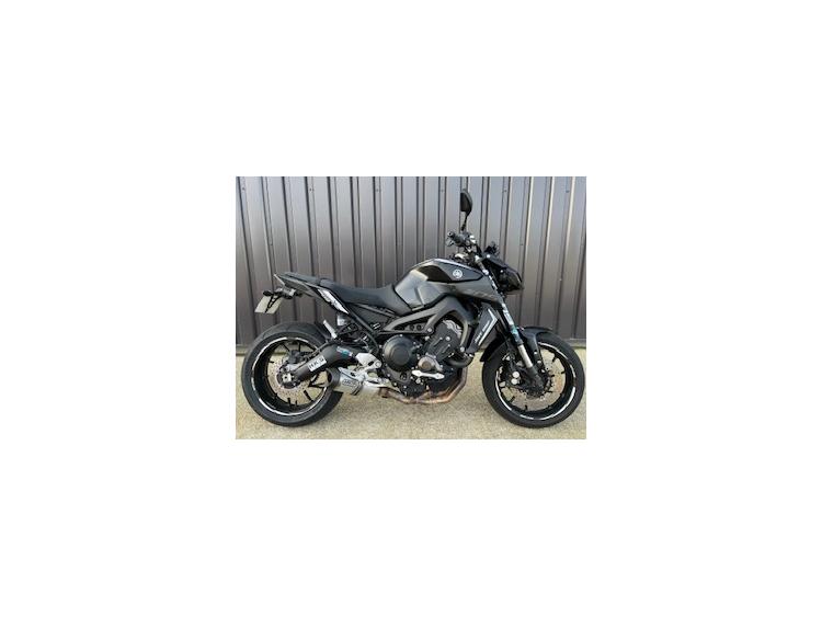 YAMAHA MT-09  MT09  MT