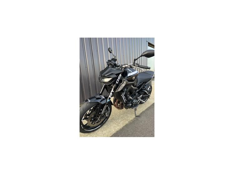 YAMAHA MT-09  MT09  MT