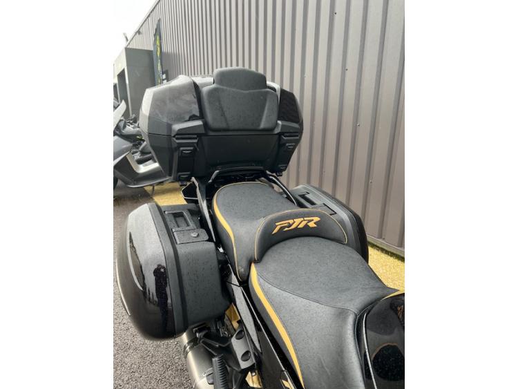 YAMAHA FJR 1300 ULTIMATE EDITION