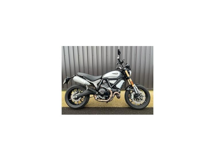 DUCATI SCRAMBLER 1100