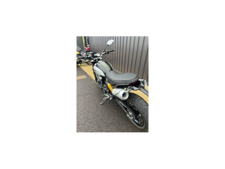DUCATI SCRAMBLER 1100