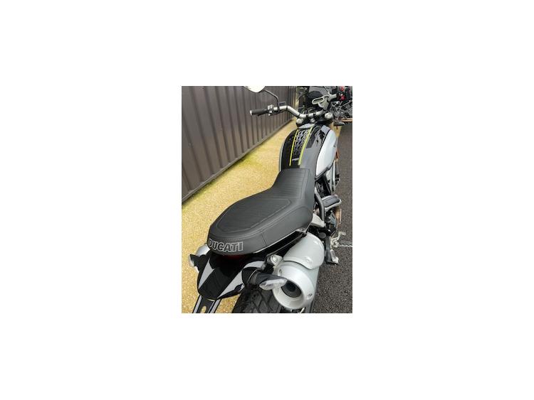 DUCATI SCRAMBLER 1100