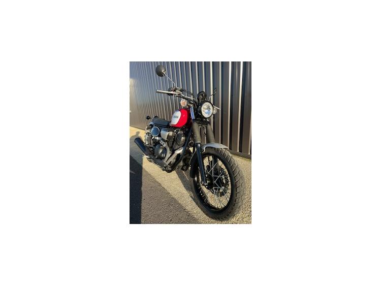 YAMAHA SCR 950