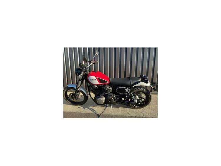 YAMAHA SCR 950
