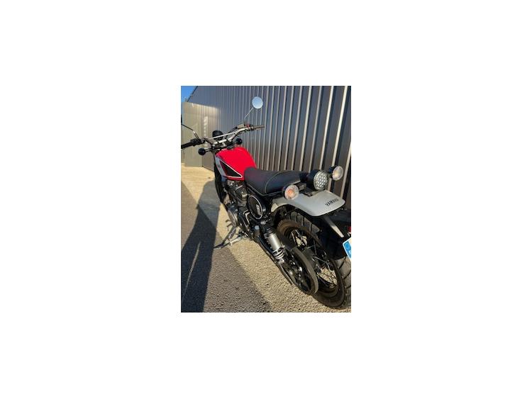 YAMAHA SCR 950