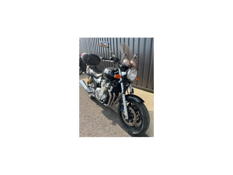 YAMAHA XJR 1300