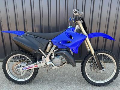 YAMAHA YZ 125